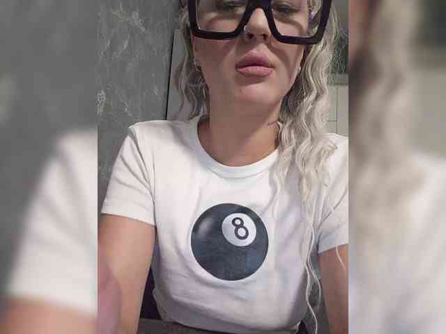 OlyaKolya's webcam live show