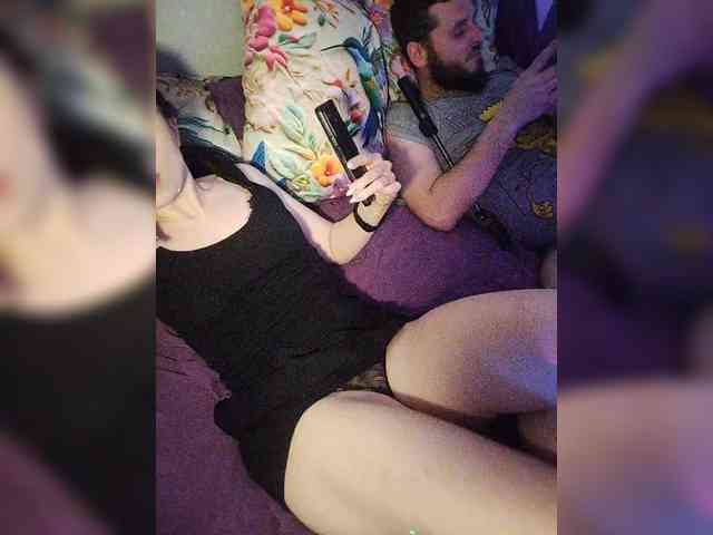 WILD-love-WILD webcam