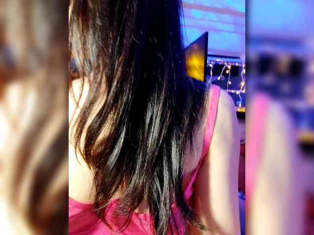 WILD-love-WILD webcam