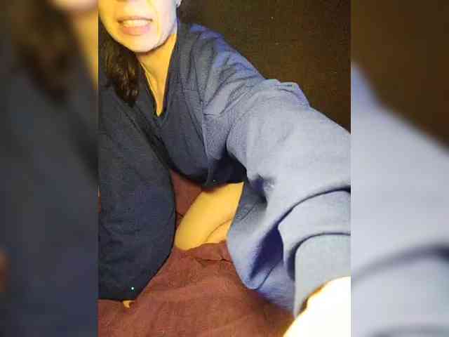 WILD-love-WILD webcam