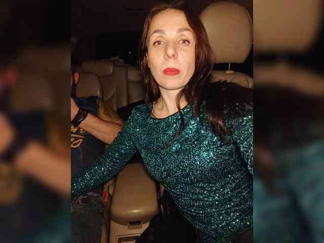 WILD-love-WILD webcam