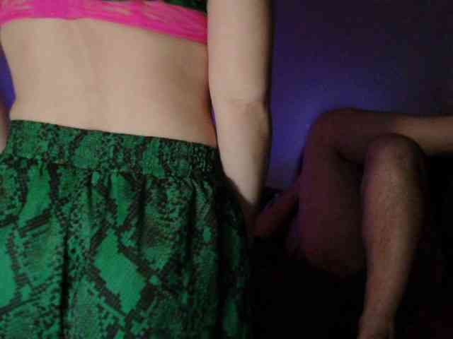 WILD-love-WILD webcam