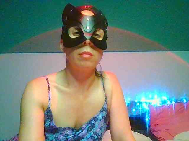 WILD-love-WILD webcam