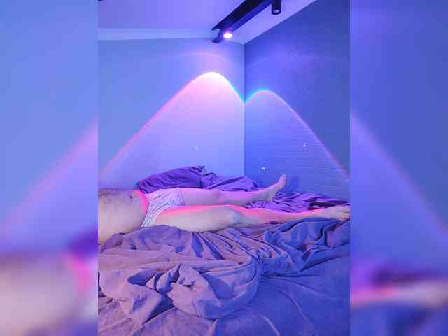 WILD-love-WILD webcam