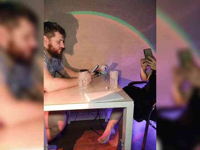 WILD-love-WILD webcam