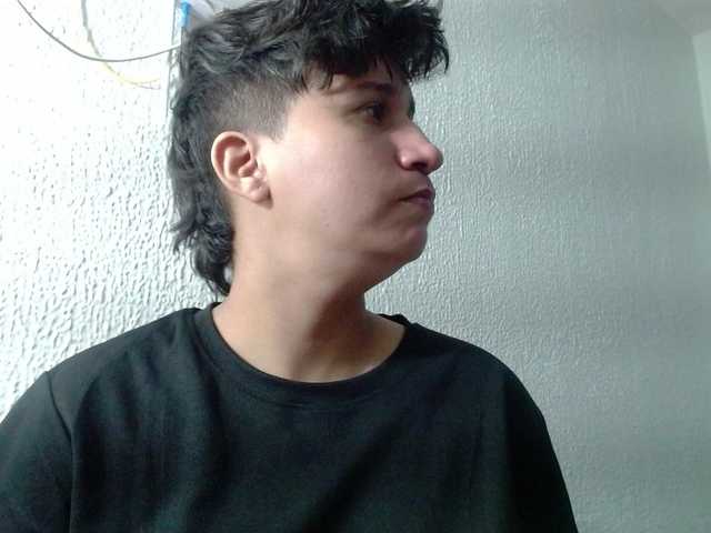 Milan-rs's BongaCams show and profile