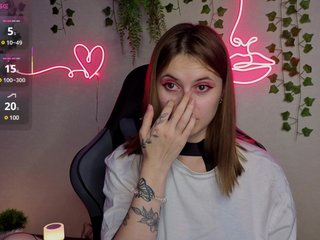 AliceMonta Porn Show