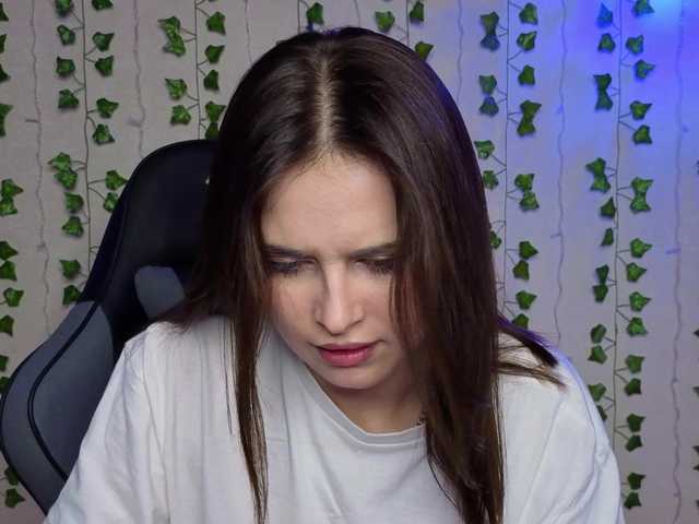 AliceMonta Porn