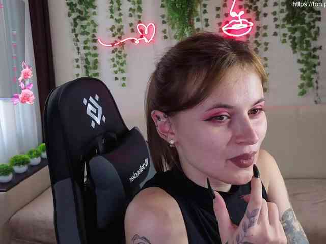 AliceMonta webcam