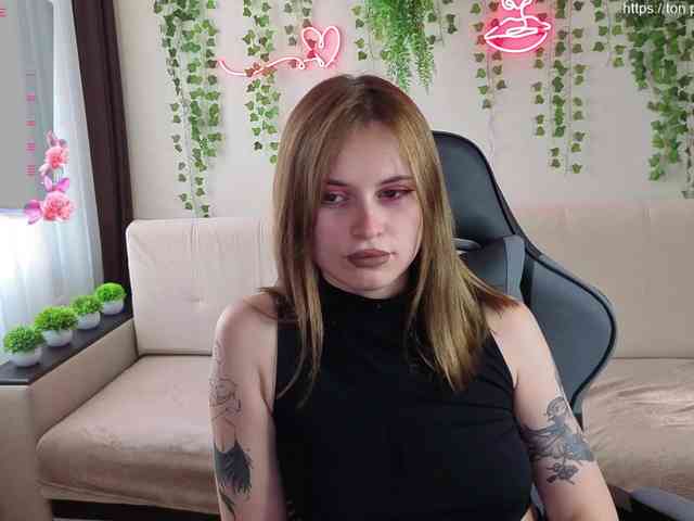 AliceMonta webcam