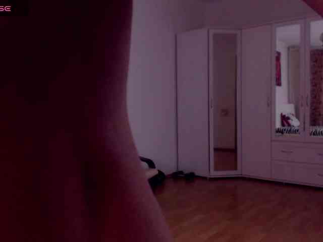 SonjaRay webcam