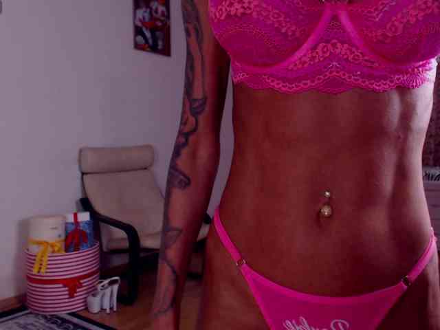 SonjaRay webcam