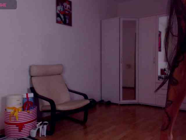 SonjaRay webcam