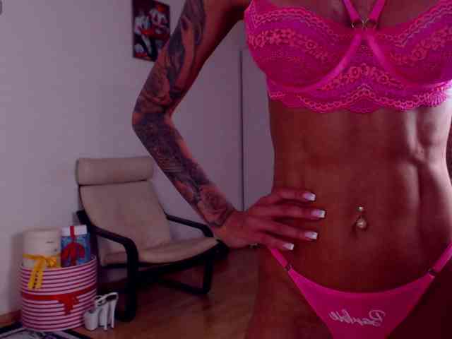 SonjaRay webcam