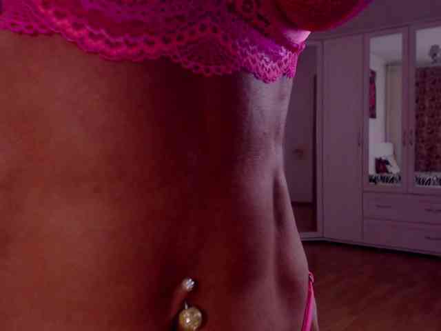 SonjaRay webcam