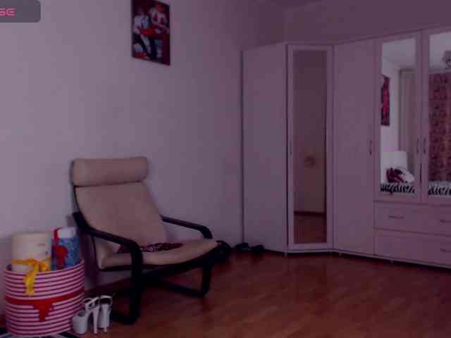 SonjaRay webcam