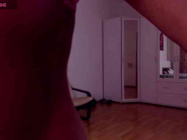 SonjaRay webcam