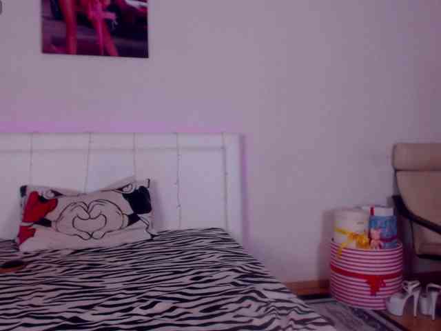 SonjaRay webcam