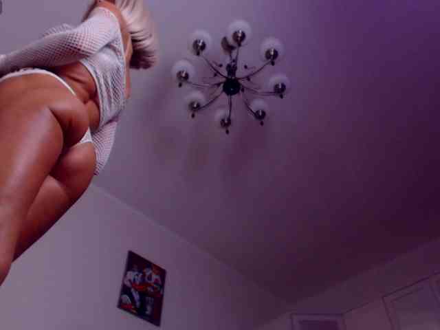 SonjaRay webcam