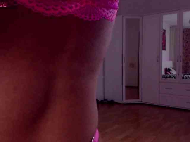 SonjaRay webcam