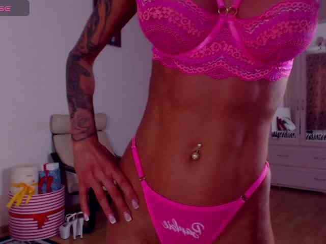 SonjaRay webcam