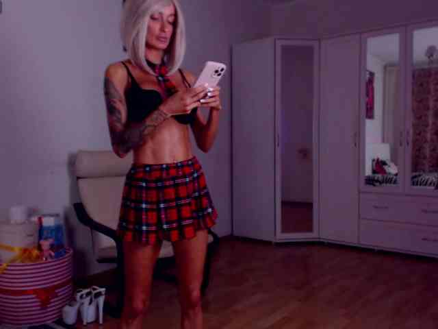 SonjaRay webcam