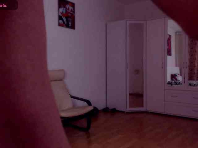 SonjaRay webcam