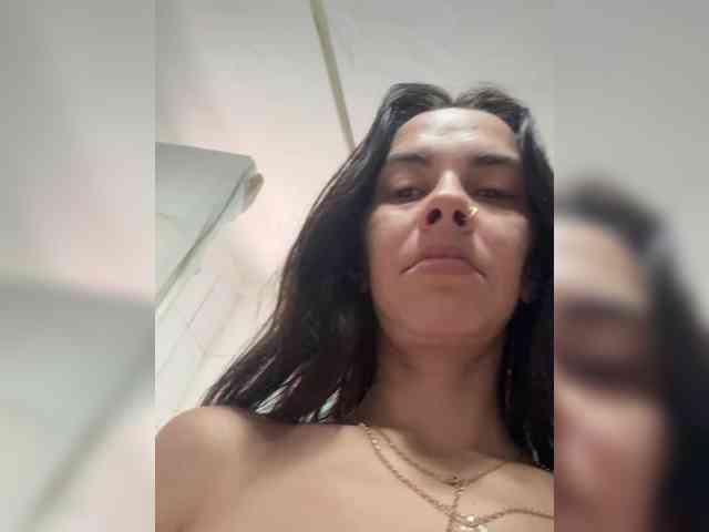 AntonyaRossa webcam