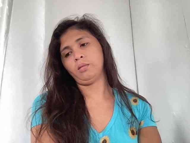 indayFuckyawan webcam