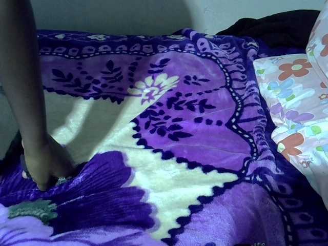 Sexyyves's BongaCams show and profile