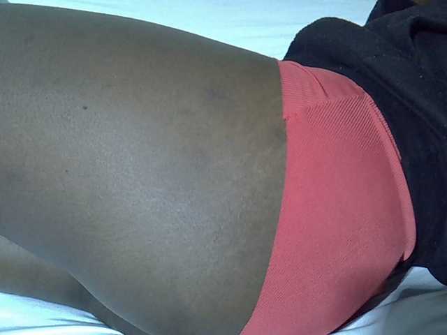 Sexyyves's BongaCams show and profile