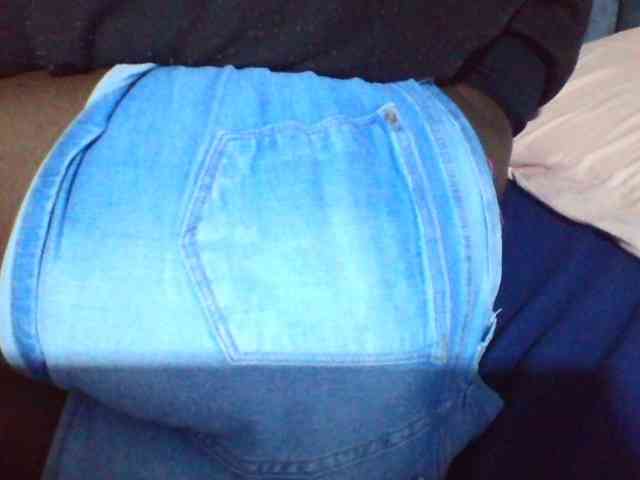 Sexyyves Live Webcam on BongaCams