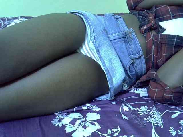 Sexyyves webcam