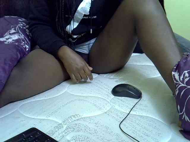 Sexyyves webcam