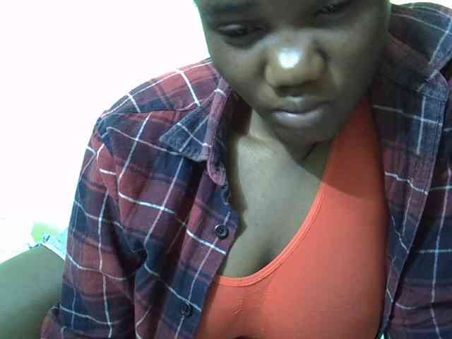 Sexyyves webcam