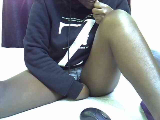 Sexyyves webcam