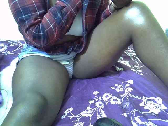 Sexyyves webcam