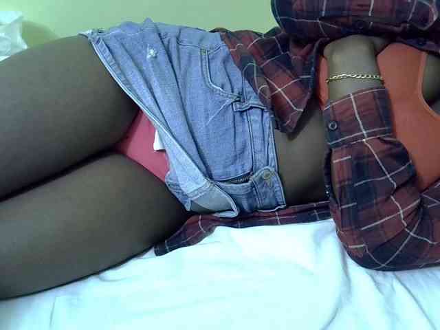 Sexyyves webcam