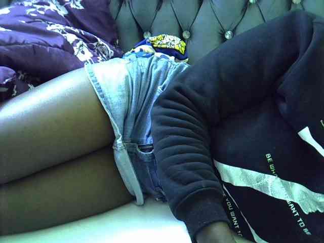 Sexyyves webcam