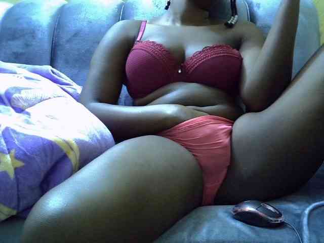 Sexyyves webcam