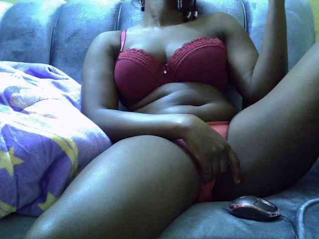 Sexyyves webcam