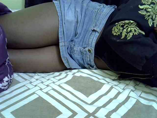 Sexyyves webcam
