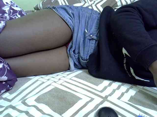 Sexyyves webcam