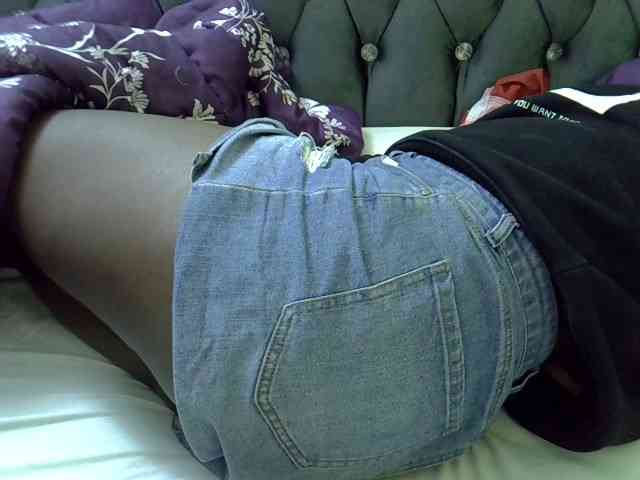 Sexyyves webcam