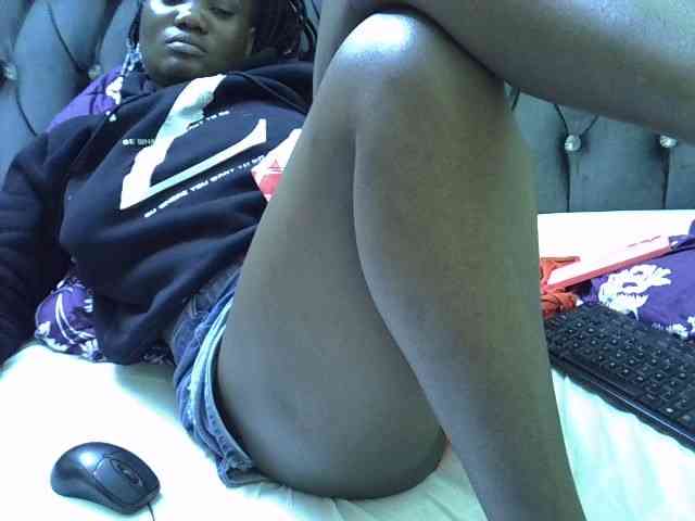Sexyyves webcam