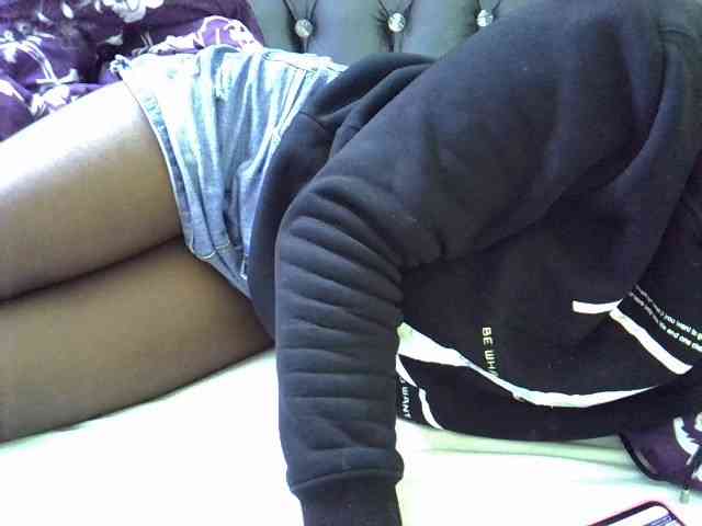 Sexyyves webcam