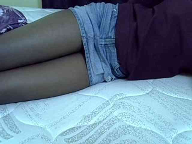 Sexyyves webcam