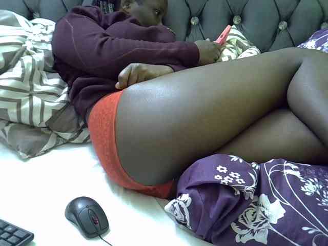 Sexyyves webcam