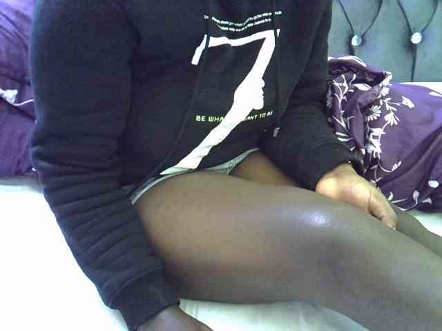 Sexyyves webcam