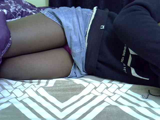 Sexyyves webcam